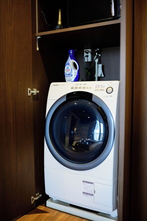 Laundry - AKA Hotel (Tokyo)