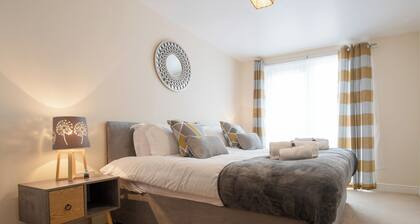 Beautiful apartment in central Ashford with its own private balcony.