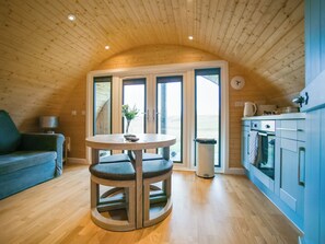 Private kitchen - 1 bedroom accommodation in Archaracle (Archaracle)