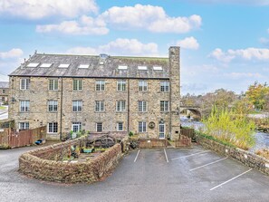 Exterior - Harestones - UK42191 (Settle)