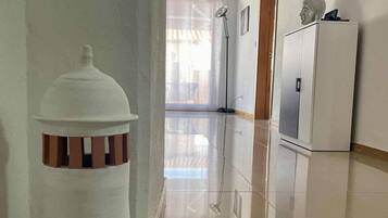 House, 5 Bedrooms, Private Pool | Interior
