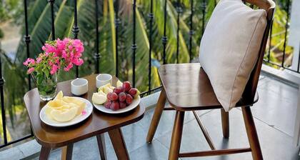 Peaceful House located at central, 3 minutes walk to The old town & night market