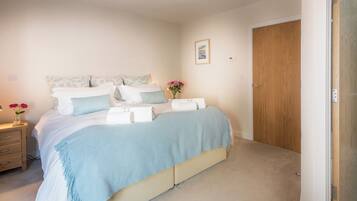 2 bedrooms, WiFi (free)