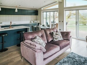Living area - 2 bedroom accommodation in Clitheroe (Clitheroe)