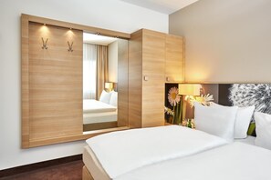 Room - H+ Hotel Zurich (Zürich)
