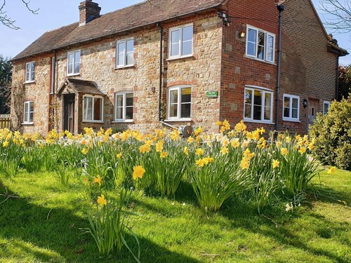 4 bedroom accommodation in Uckfield