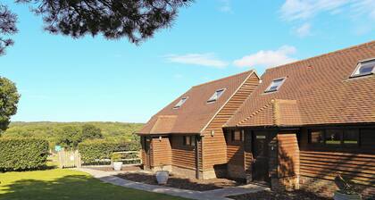 2 bedroom accommodation in Uckfield