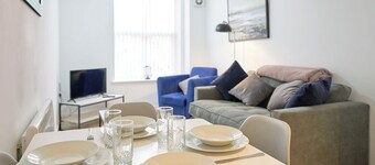 Apartment 8 - UK42612