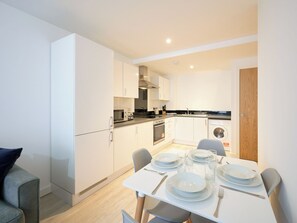 Dining - Apartment 8 - UK42612 (Preston)
