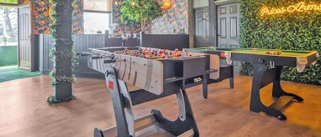 غرفة الألعاب