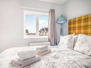 Free WiFi - 3 bedroom accommodation in Barrow in Furness (Barrow in Furness)