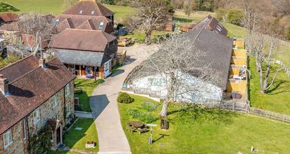 2 bedroom accommodation in Uckfield