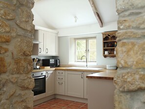 High chair - 2 bedroom accommodation in Near Ilminster (Near Ilminster)