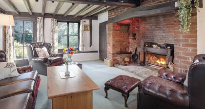 The Gamekeepers Cottage-UK33651