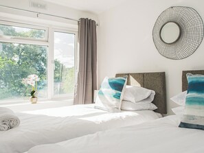 4 bedrooms, free WiFi