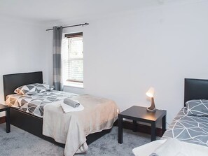 5 habitaciones y wifi gratis 