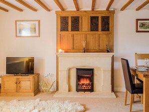 Interior - Great for families or friends looking looking for a spacious cottage. (Near Chipping Camden)
