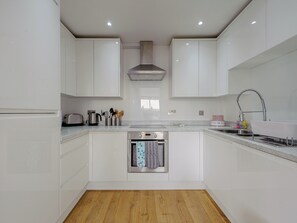Private kitchen - 2 bedroom accommodation in Harwich (Harwich)
