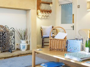 Interior - A pretty and charming cottage on the doorstep of Alnwick Castle. (Alnwick)