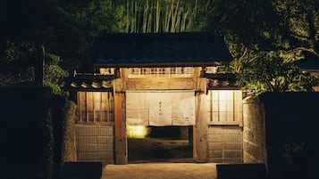 Villa i japansk stil, 2 soverom, fjellutsikt, ved fjell | Individuelt innredet, wi-fi (inkludert) og sengetøy