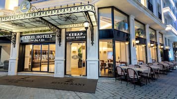 Fachada de la propiedad