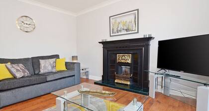 4 bedroom accommodation in Blythe Bridge