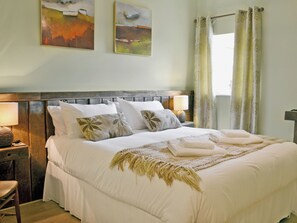 7 bedrooms, free WiFi, wheelchair access
