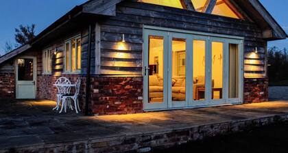 1 bedroom accommodation in Aberhafesp, near Newtown