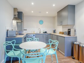 Private kitchen - 1 bedroom accommodation in Andover (Andover)