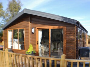 Exterior - 3 bedroom accommodation in Felton (Felton)