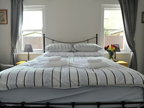 1 bedroom, free WiFi - 1 bedroom accommodation in Cheltenham (Cheltenham)