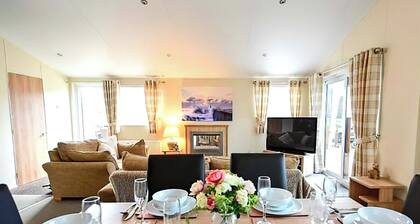 Serenity Lodge-UK3456