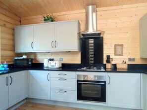 Dishwasher - Gingerbread Log Cabin- UK3477 (Felton, near Morpeth)