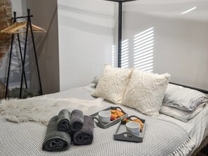 Free WiFi - 2 bedroom accommodation in Morpeth (Morpeth)