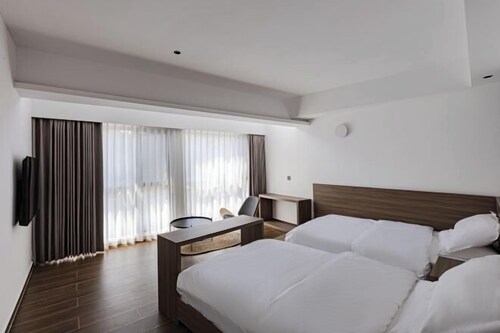 ELEVEN Designer Homestay