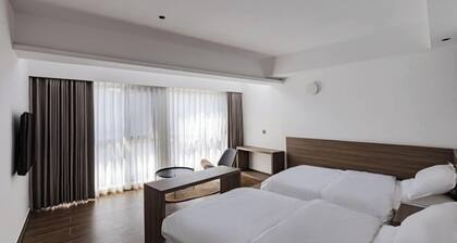 ELEVEN Designer Homestay