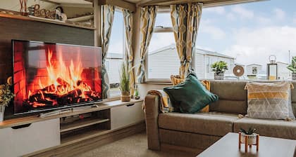 A perfect family coastal break in the heart of Ayrshire.