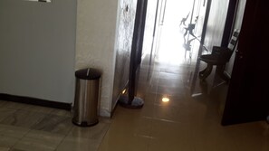 Enkeltrom, byutsikt | Innvendig