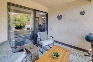 Terrace/patio - Pool Access + Balcony: Updated Condo Near UCSD! (San Diego)