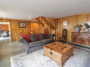 TV - 2 bedroom accommodation in Kirkmichael, near Ayr (Kirkmichael, near Ayr)