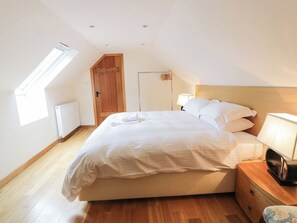 Room - 2 bedroom accommodation in Kirkmichael, near Ayr (Kirkmichael, near Ayr)