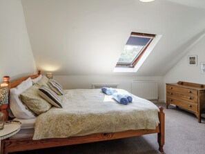 2 bedrooms, free WiFi - Honeysuckle - UK35244 (Llanfyrnach)