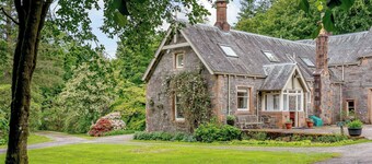 4 bedroom accommodation in Barwhillanty, near Castle Douglas