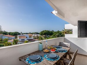Outdoor dining - Vita Portucale | Vilamoura Design with Pool (Algarve)