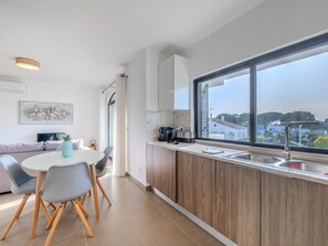 Dining - Vita Portucale | Vilamoura Design with Pool (Algarve)