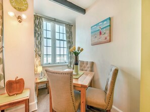 Dining - 2 bedroom accommodation in Sandsend, near Whitby (Sandsend, near Whitby)