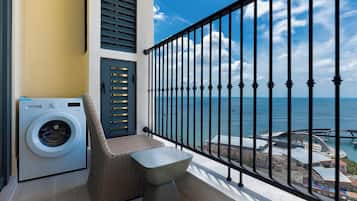 Comfort Apartment, 2 Bedrooms, Balcony, Ocean View | In-room safe, desk, laptop workspace, blackout drapes