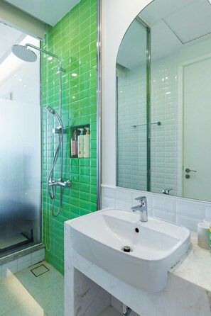 Studio Deluxe, quang cảnh thành phố