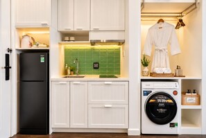 Private kitchen - Crystal Apartment Hillside Phu Quoc (Phu Quoc)