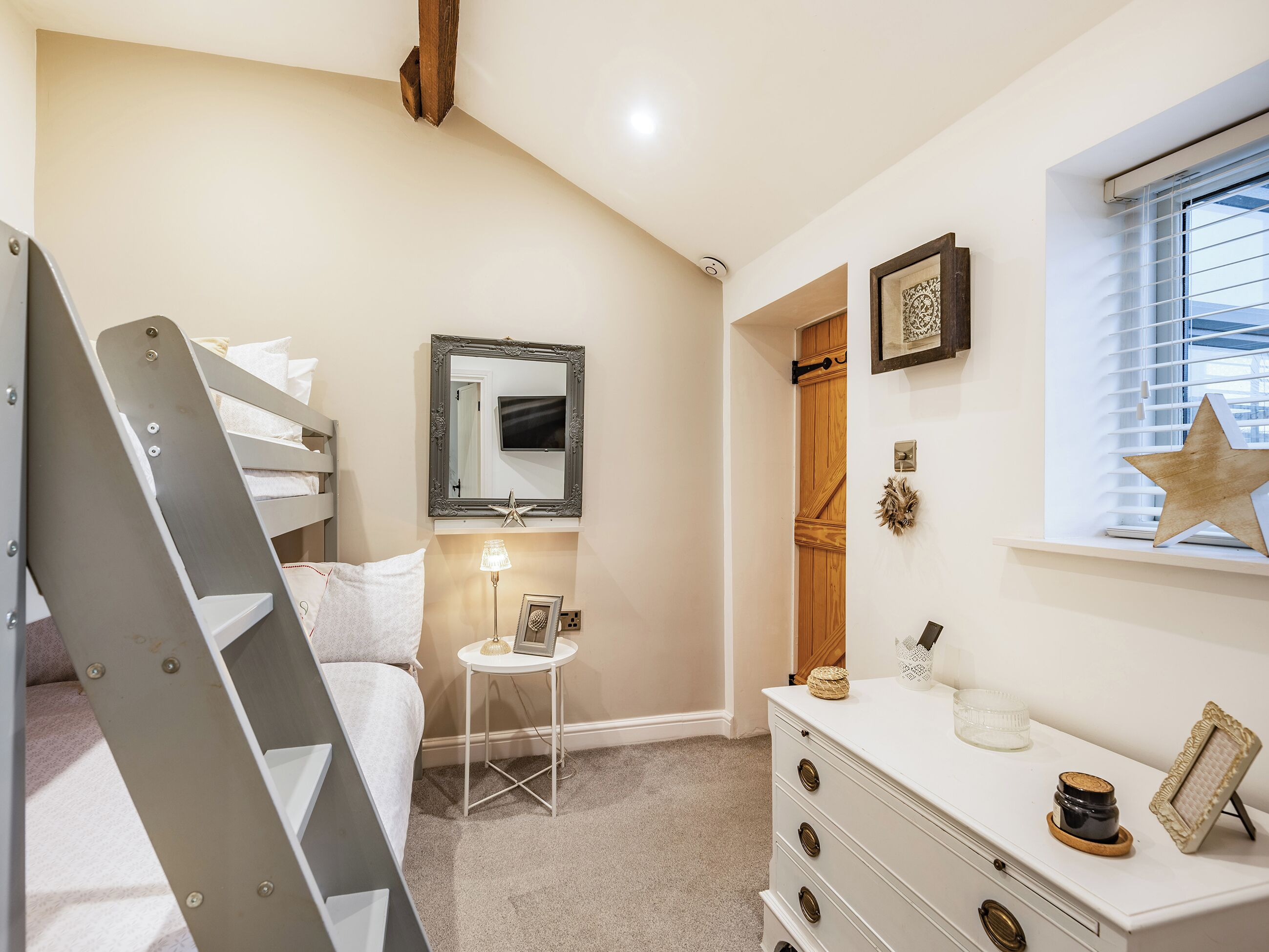 2 chambres, accès au Wi-Fi (inclus)